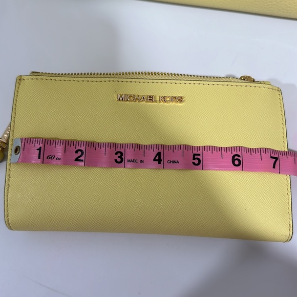 Michael Kors, handbag and wristlet - Picture 11 of 15